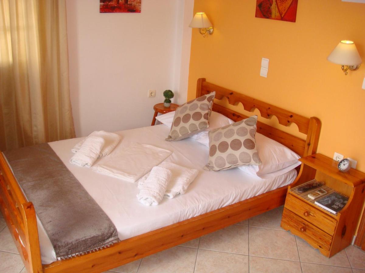 Boussetil Rooms Capanmat Tinos Luaran gambar