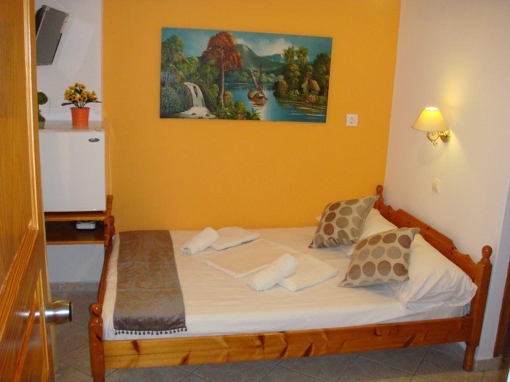 Boussetil Rooms Capanmat Tinos Luaran gambar