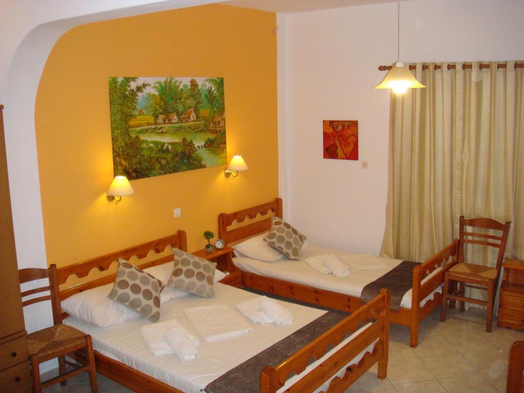Boussetil Rooms Capanmat Tinos Luaran gambar