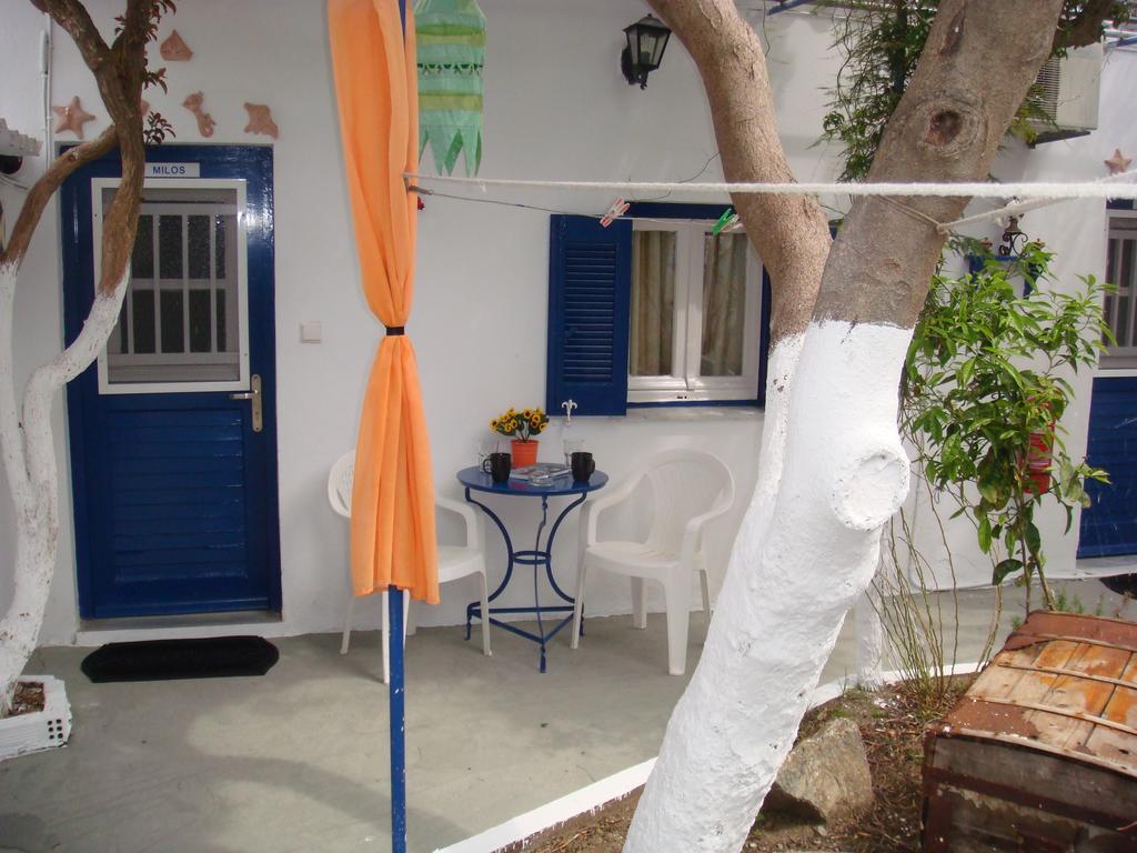 Boussetil Rooms Capanmat Tinos Luaran gambar
