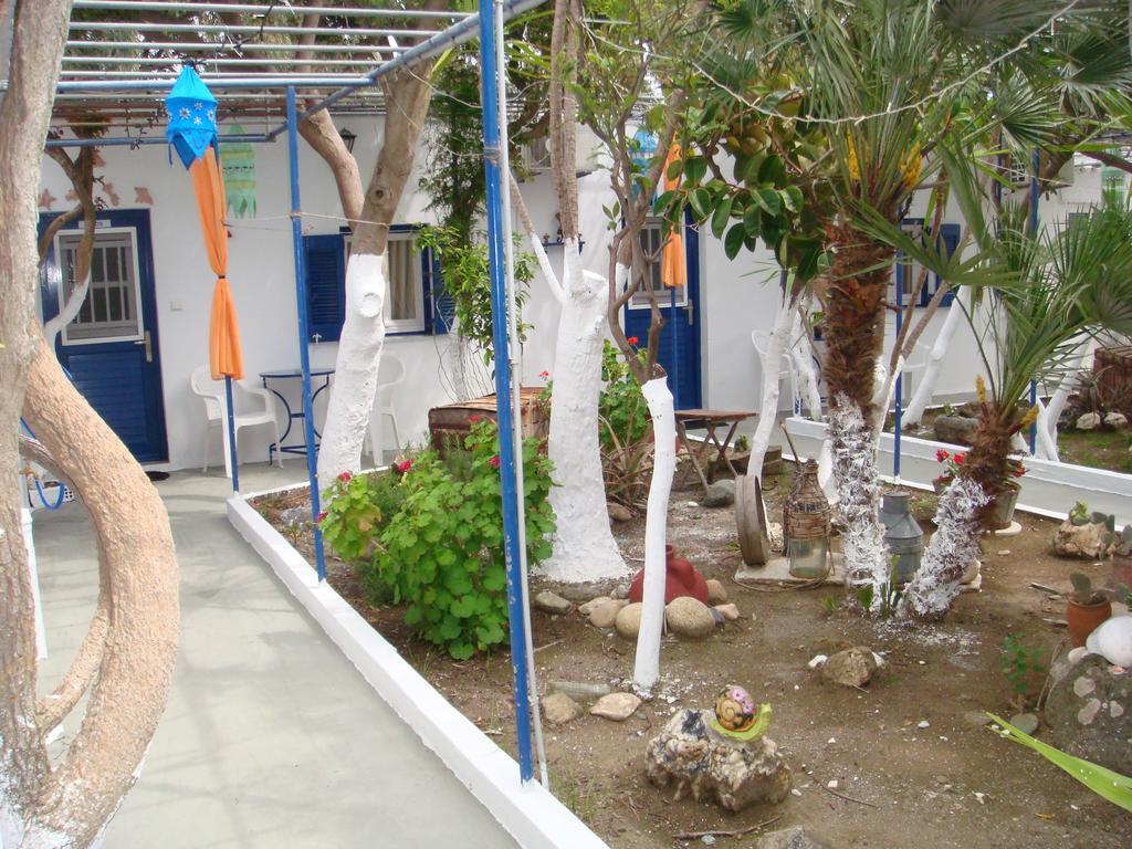 Boussetil Rooms Capanmat Tinos Luaran gambar