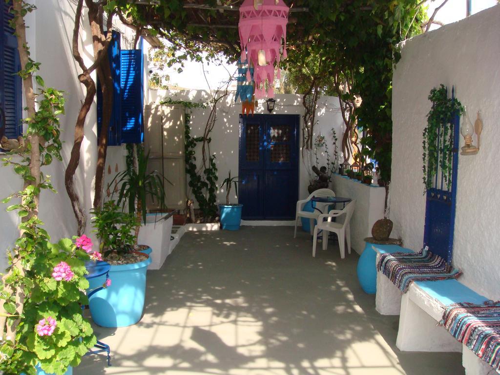 Boussetil Rooms Capanmat Tinos Luaran gambar