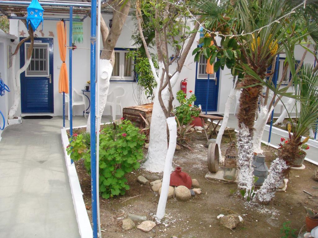 Boussetil Rooms Capanmat Tinos Luaran gambar